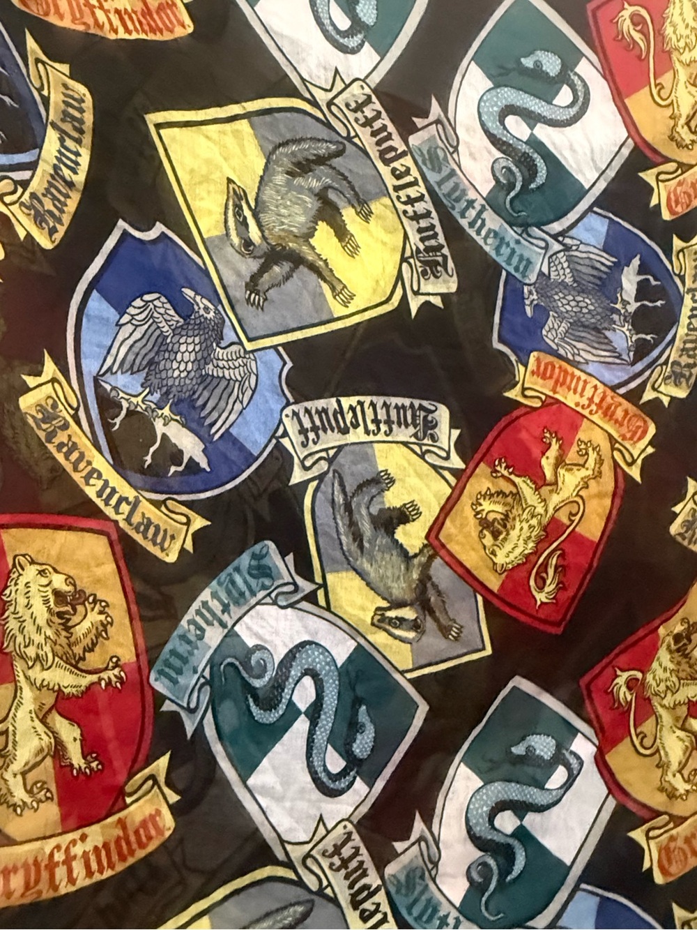 Bioworld Harry
Potter House Crests Infinity Scarf